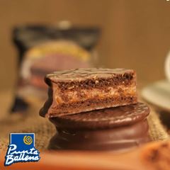 ALFAJOR NEGRO 12X60G PUNTA BALLENA